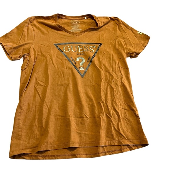 Guess Jeans Classic Triangle Logo Tee Size XLarge XL good detail 100% cotton 90s - Picture 1 of 7